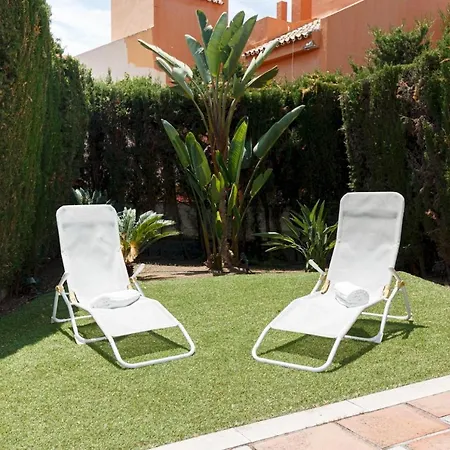 Con Jardin Privado Y 2 Piscinas, Zona Comunitaria, En