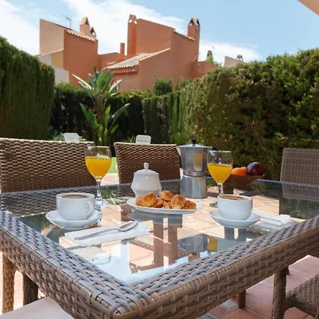 Con Jardin Privado Y 2 Piscinas, Zona Comunitaria, En Apartment *
