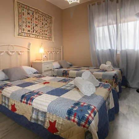 Con Jardin Privado Y 2 Piscinas, Zona Comunitaria, En *
